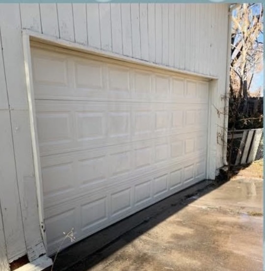 Garage door clean after graffiti removal